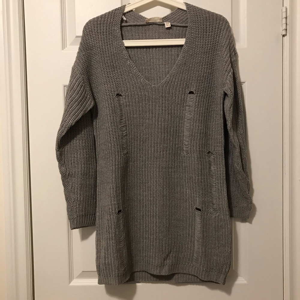 NWOT Ripped v neck sweater dress